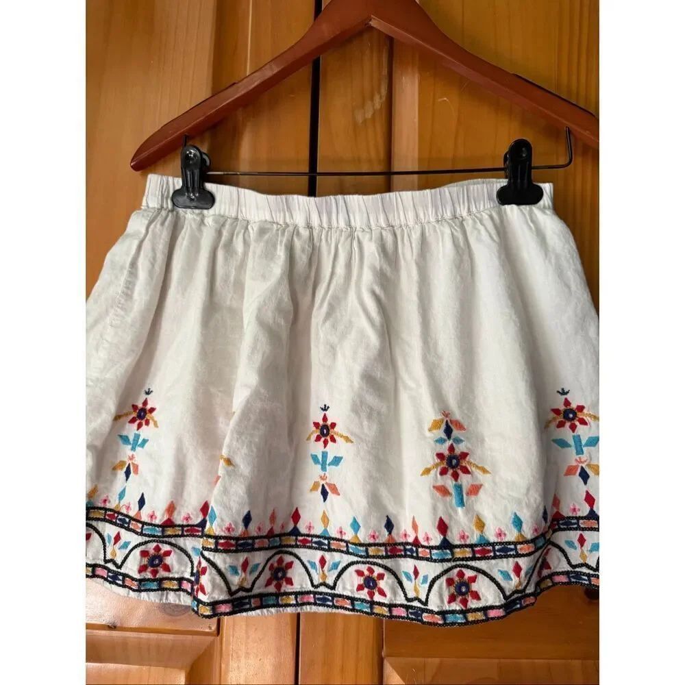 Zara Casual Collection Skirt Girls Size 13/14 White Embroidered Floral